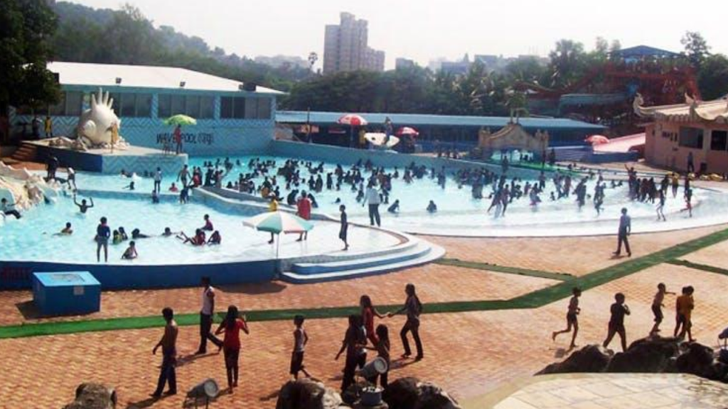 Suraj Water Park funny Rides