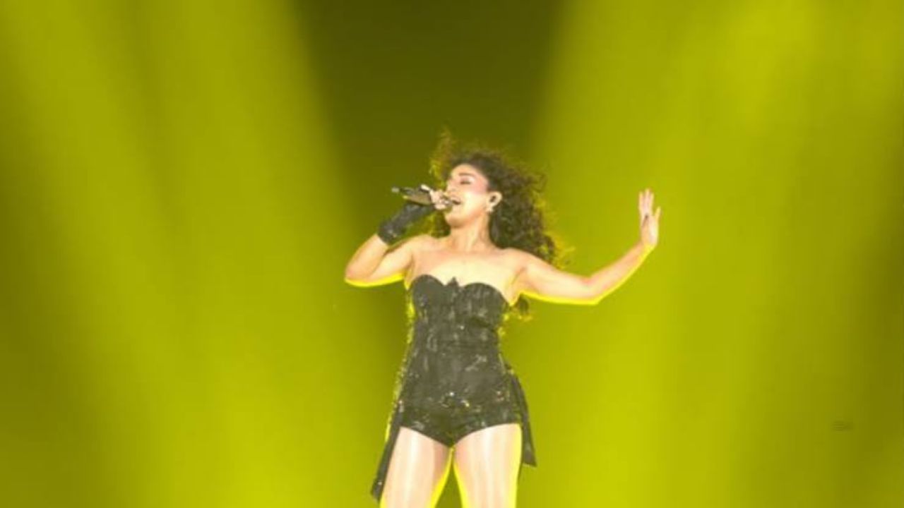What Can Fans Expect From the Sunidhi Chauhan Concert?